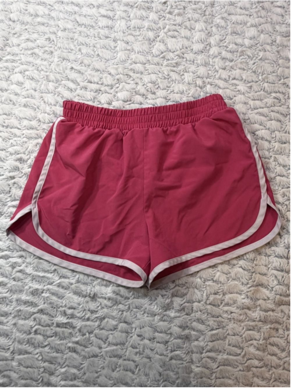 Amazon Essentials Women’s Pink/White Lined Running Shorts Pull-On Elastic, L